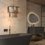 Schuin aanzicht van een badkamer met Fibo wandpanelen van de collectie Arctic Onyx zonder voeglijn