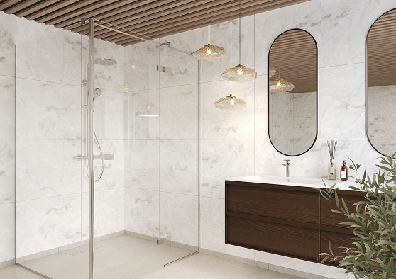 Schuin aanzicht van een badkamer met Fibo wandpanelen van de collectie Arctic Onyx 60 x 60 cm